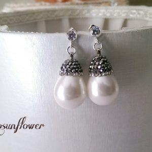 Orecchini con madreperla bianca e argento