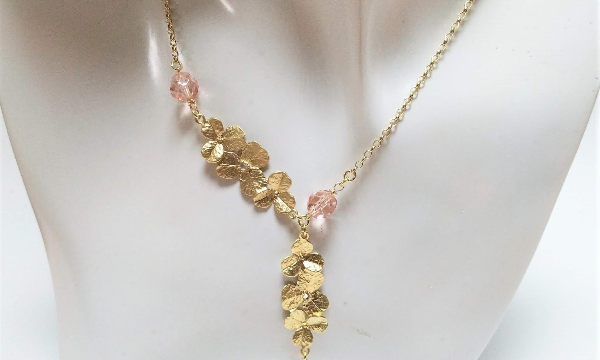 collana con cristalli